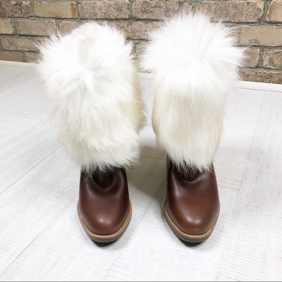 Sorel Park City Short Wedge Booties Size 6 New - Picture 6 of 8